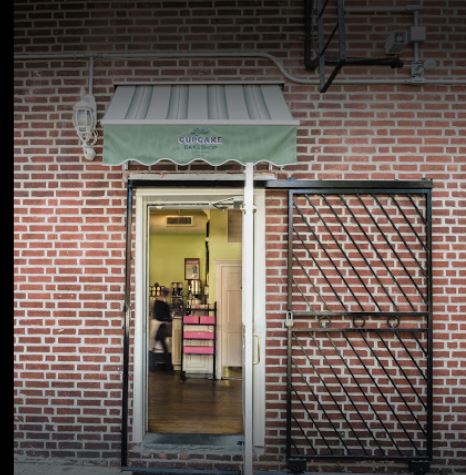 Little Cupcake American Cafe Restaurant