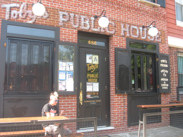 Tobys Public House