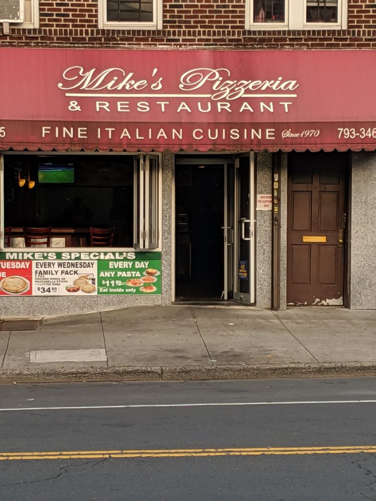 Mikes Pizzeria