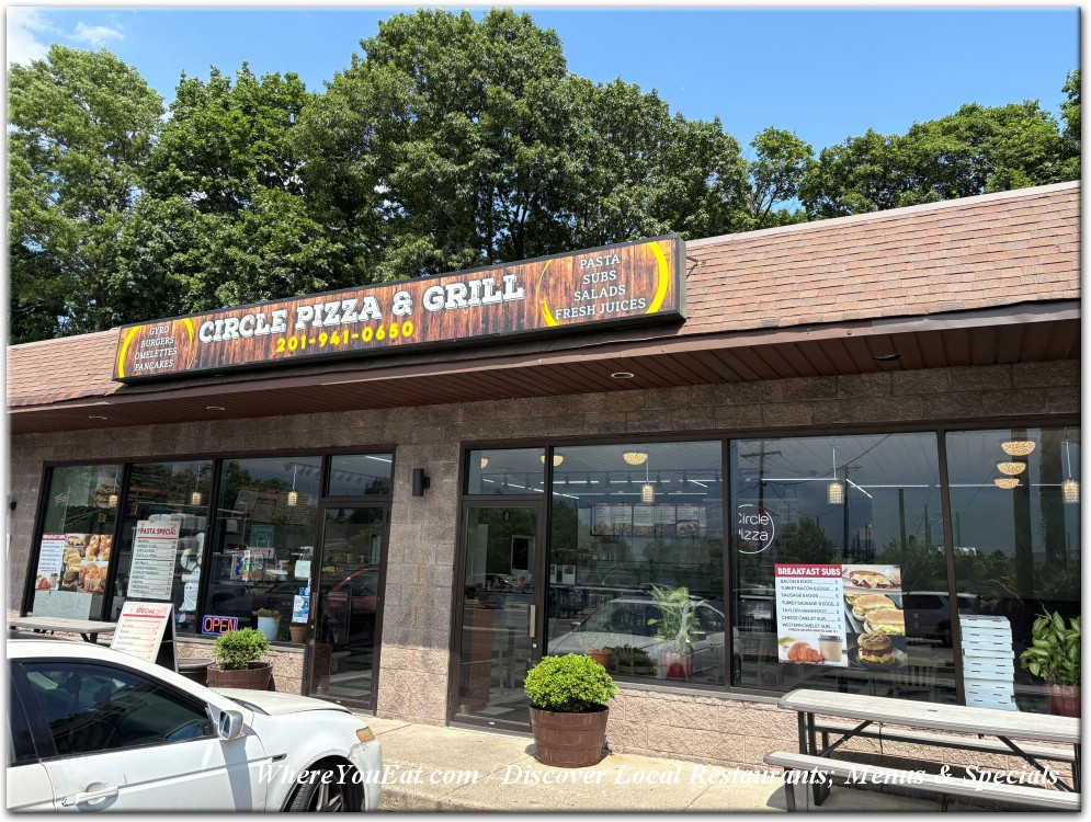 Circle Pizza and Grill