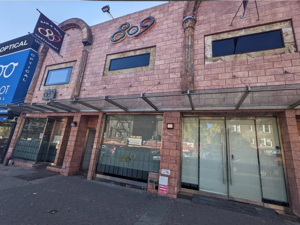 809 Restaurant
