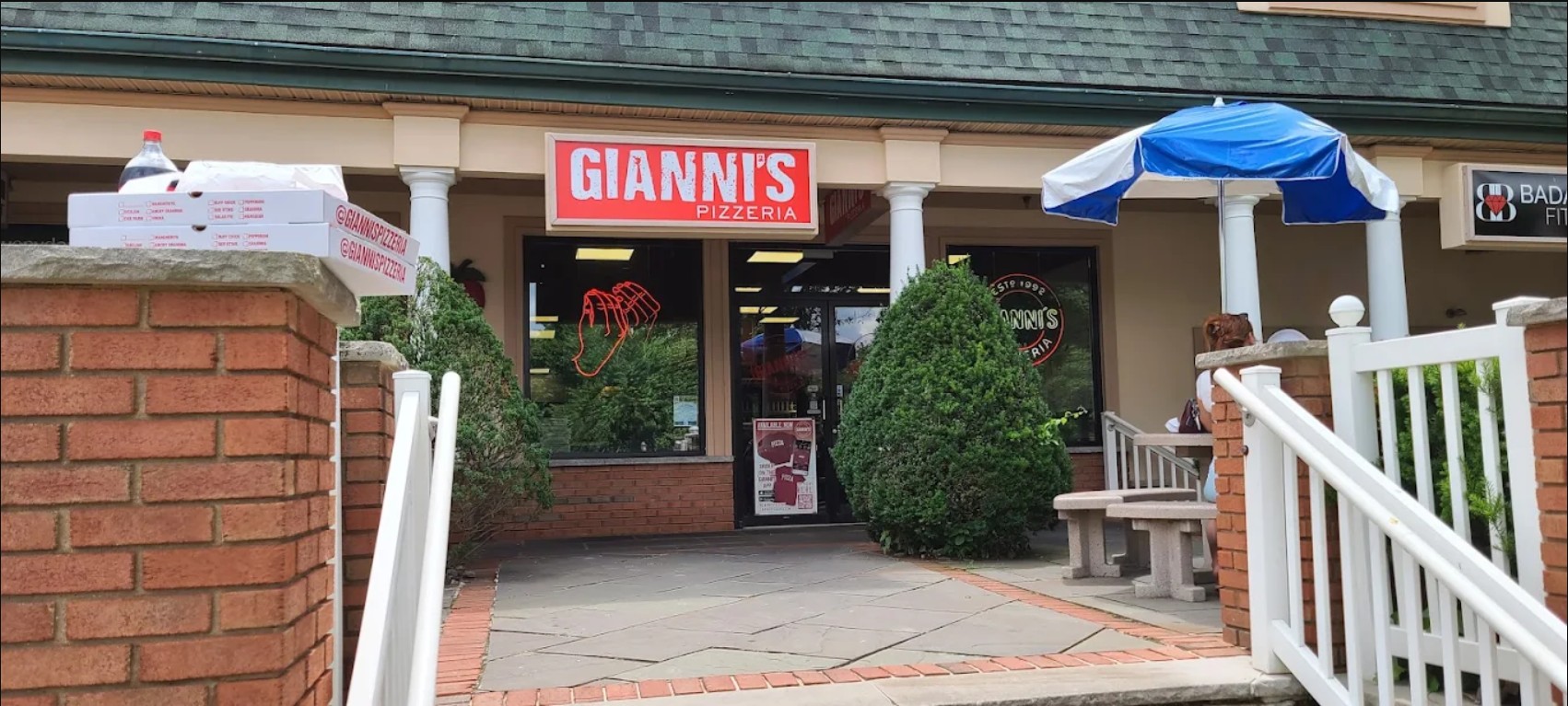 Giannis Pizzeria