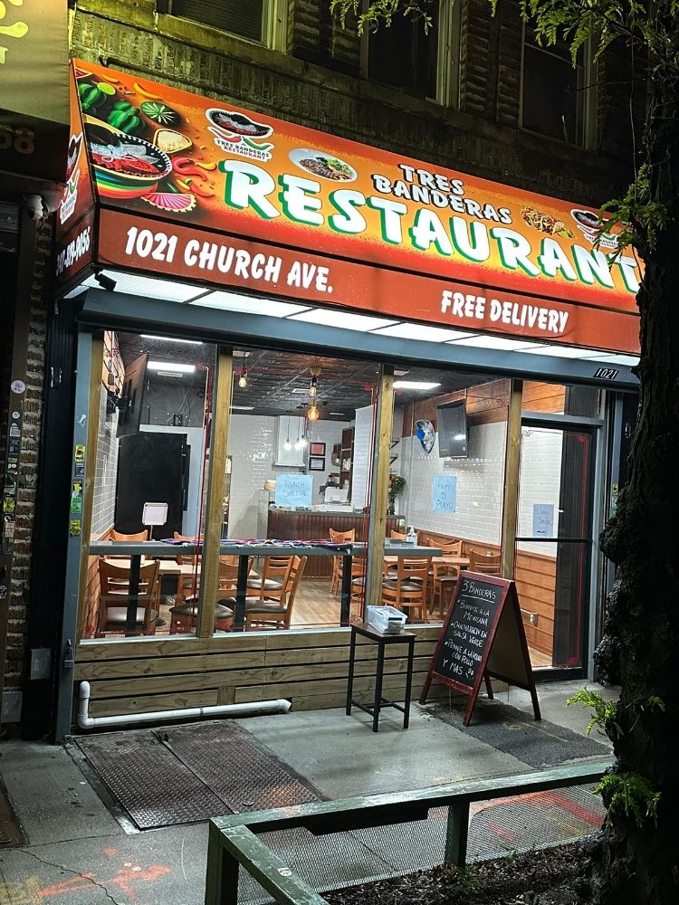 Tres Banderas Restaurant