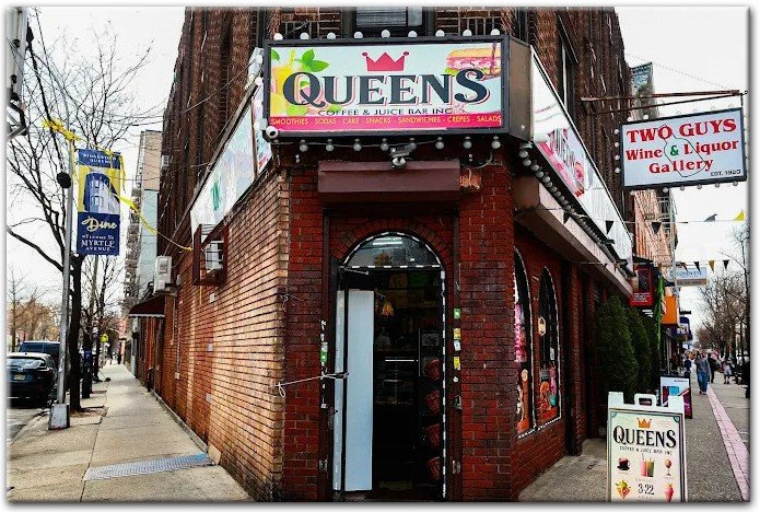 Queens Coffee & Juice Bar