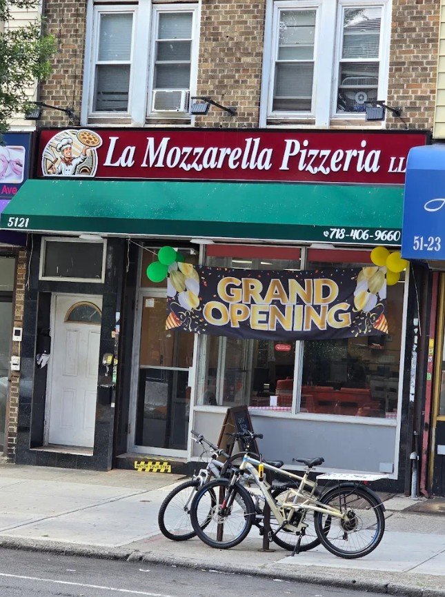 La Mozzarella Pizzeria
