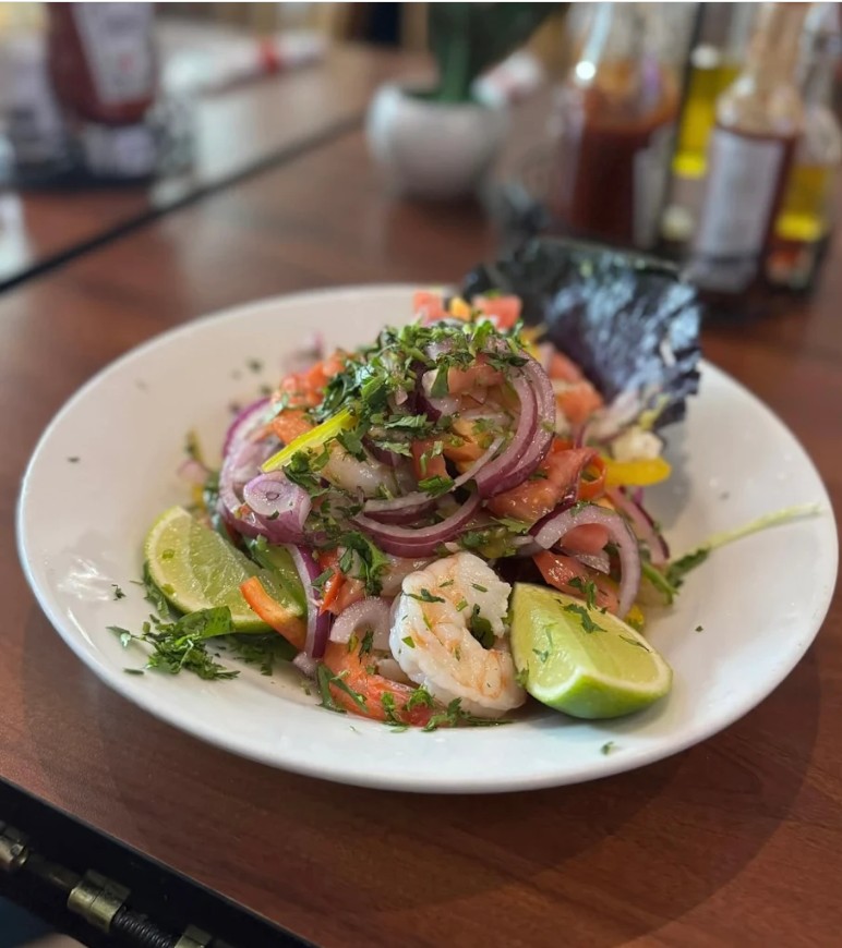 El Sabor Nuevo Restaurant & Bar