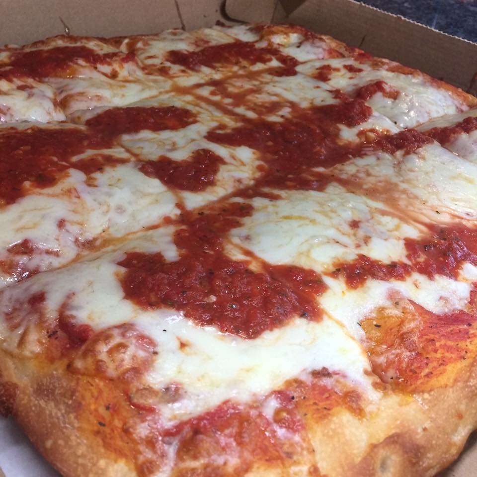 Pino’s Pizzeria on Rossville Avenue Closes After Years of Service
